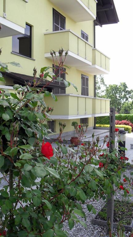 Albergo Residence Isotta Veruno Eksteriør bilde